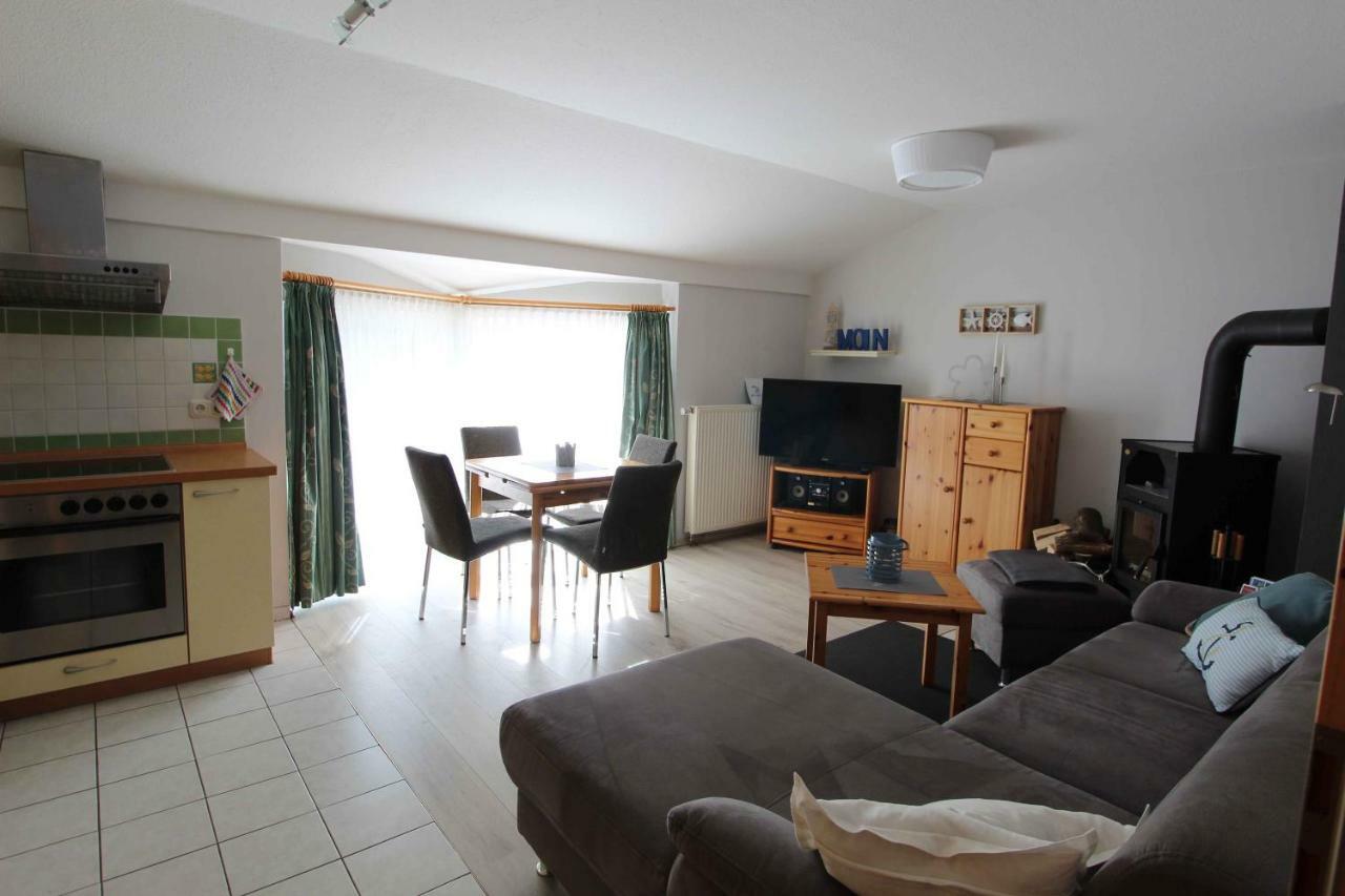 Boeltser Hus Ferienwohnungen Mit Strandkorb Und Kamin 10 Gehminuten Zum Kurtaxefreien Sandstrand Kraksdorf Екстериор снимка